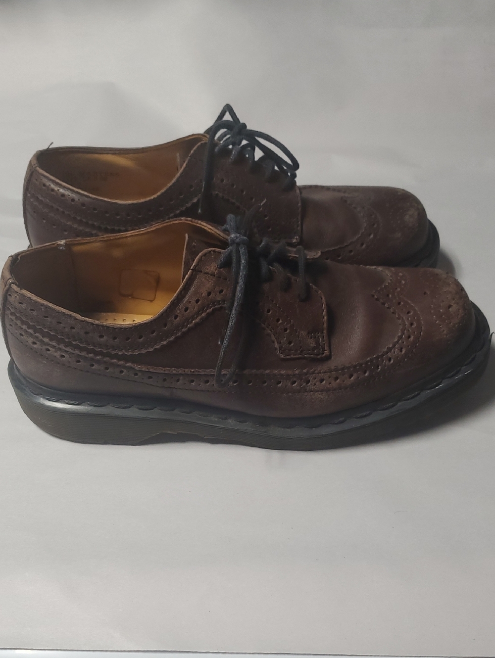 Dr. Martens Men's Dark Brown Brogue Wingtip Oxfords Size 8 US 7 UK